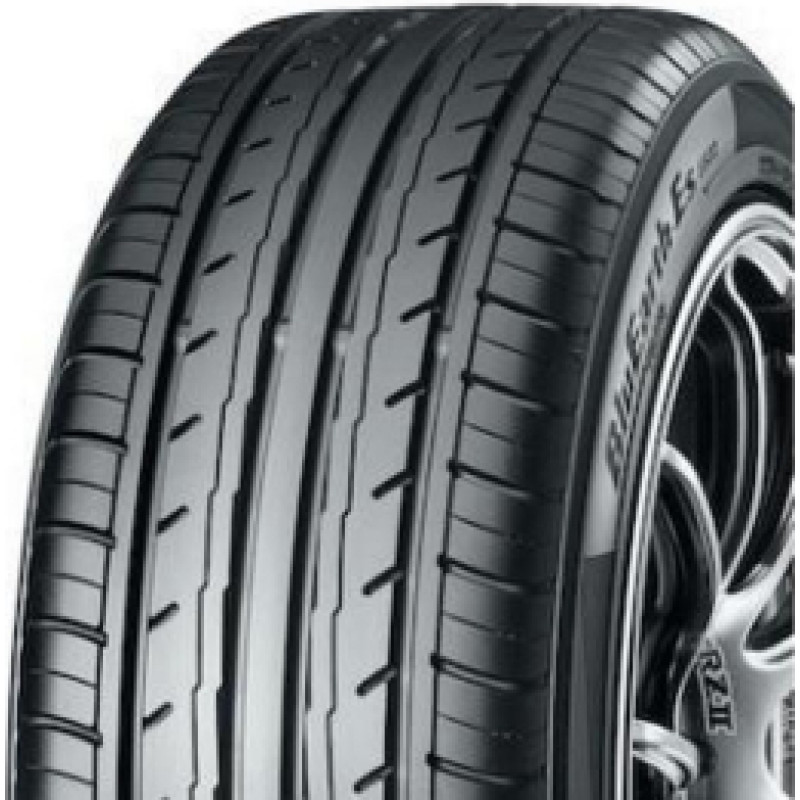 Yokohama ES32 215 / 60 R16 95H 95H